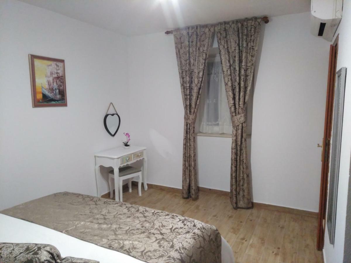 Apartment Center Roko Split Extérieur photo